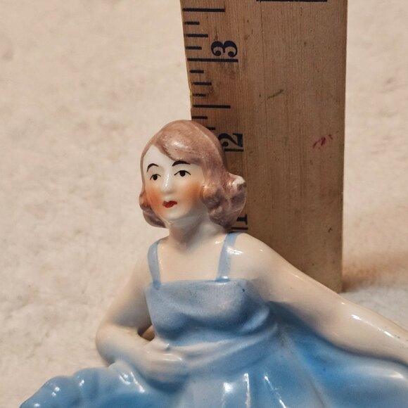 Vintage  "Reclining Lady" Porcelain Trinket Dish Soap Dish Czechoslovakia 4.5" - Picture 9 of 9